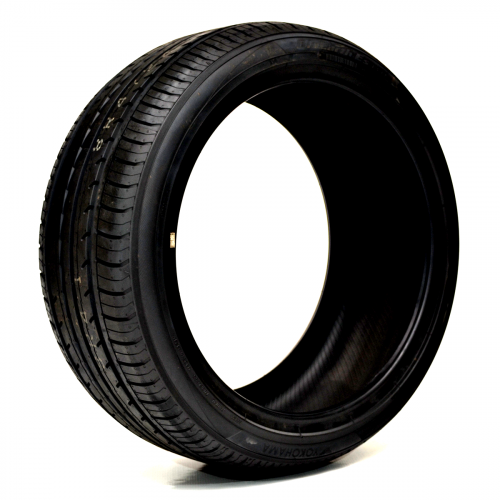 Pneu 235/40R18 Yokohama Bluearth ES32 95W